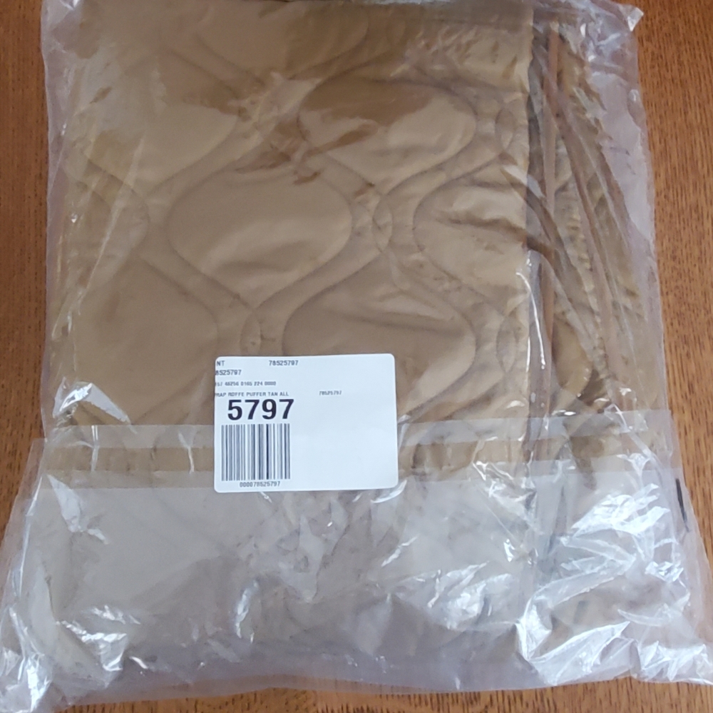 Anthropologie Puffer Wrap - tan/ochre - Picture 8 of 11